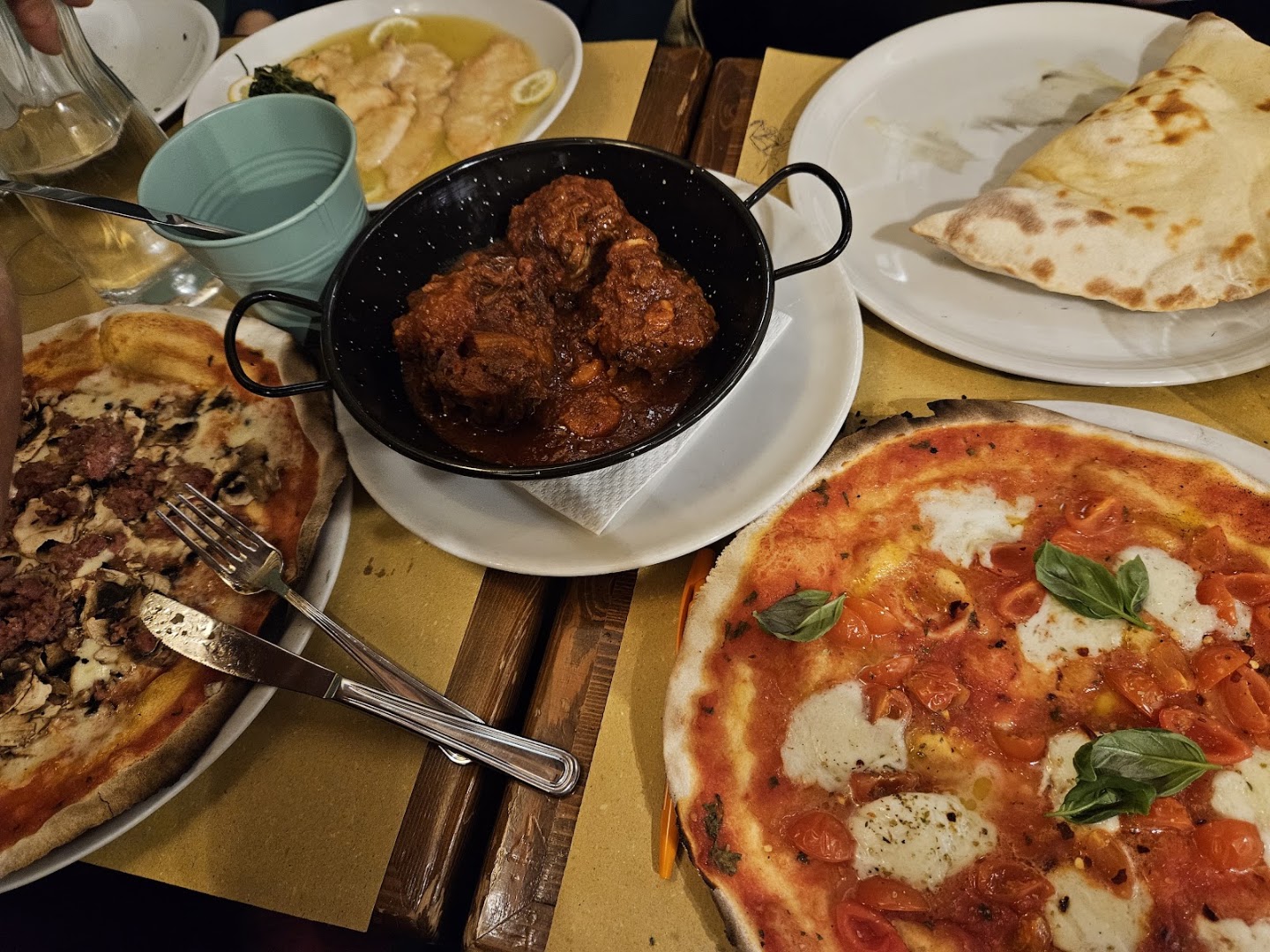 Cave Canem trattoria - pizzeria a Trastevere