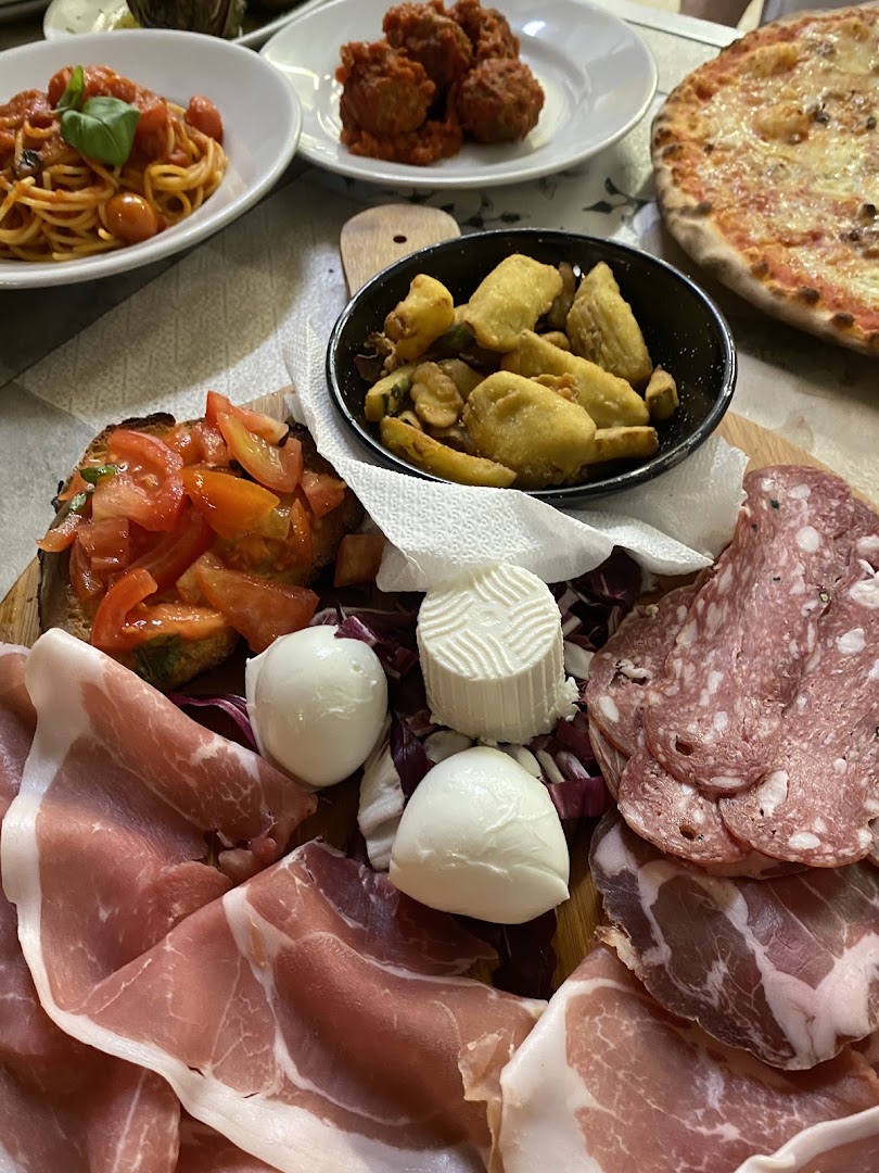 Cave Canem trattoria - pizzeria a Trastevere