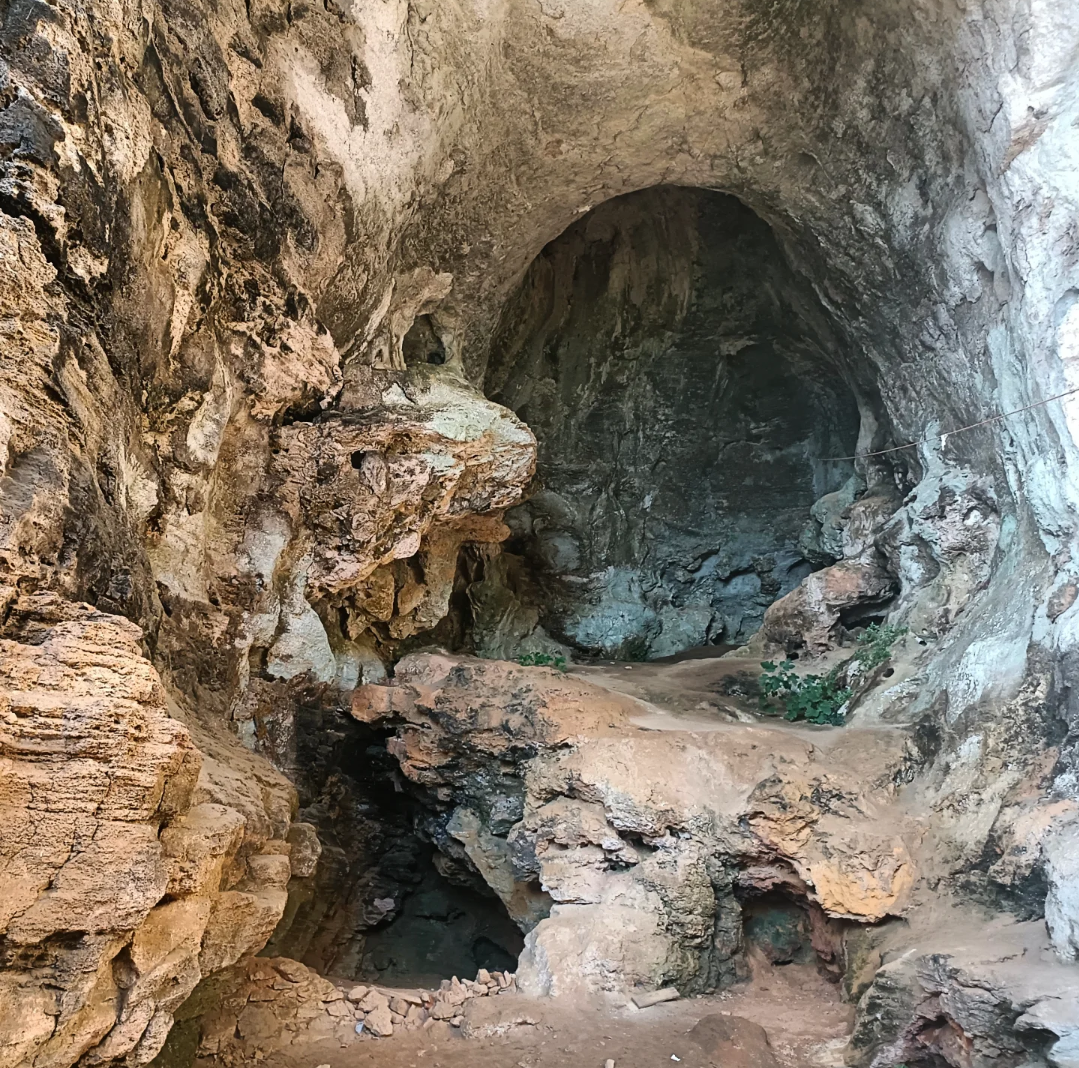 Caverna delle Fate, Finale Ligure