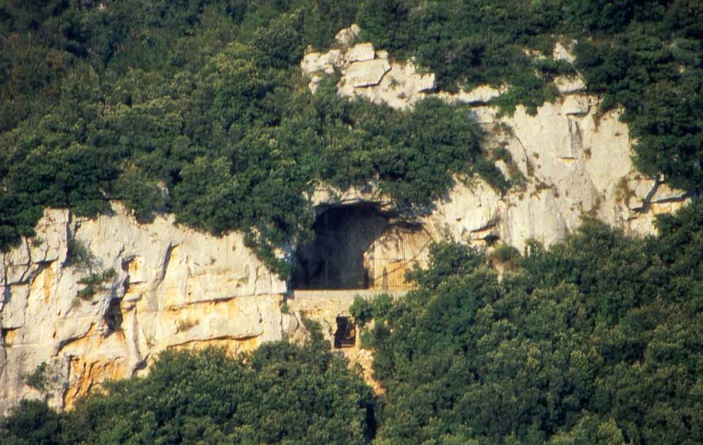 Caverna delle Fate