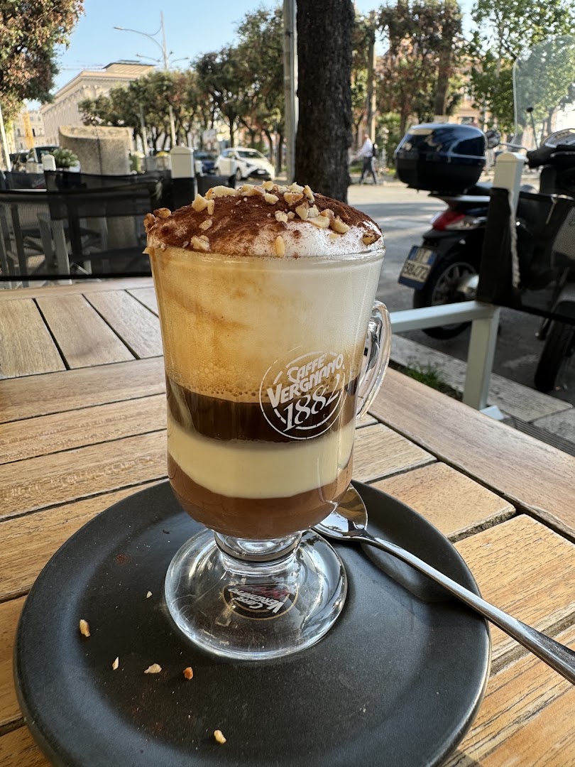 Cavour 23... Caffè Vergnano