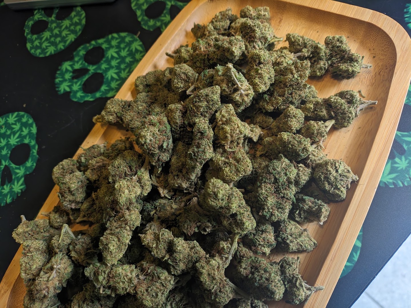CBD DELIVERY | LEGAL LIGHT WEED | CANNABIS SHOP MILANO|, Milano