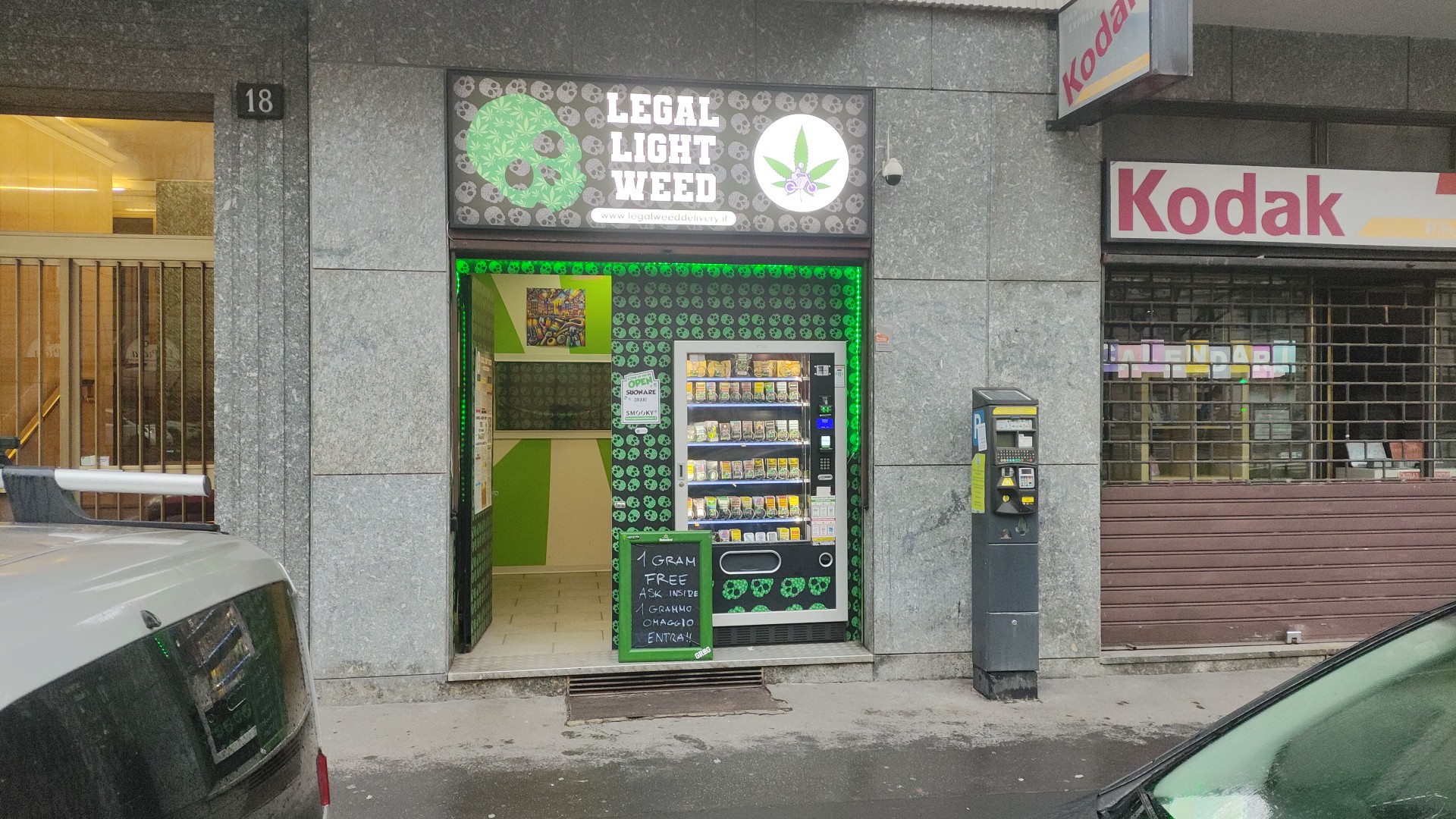 CBD DELIVERY | LEGAL LIGHT WEED | CANNABIS SHOP MILANO|