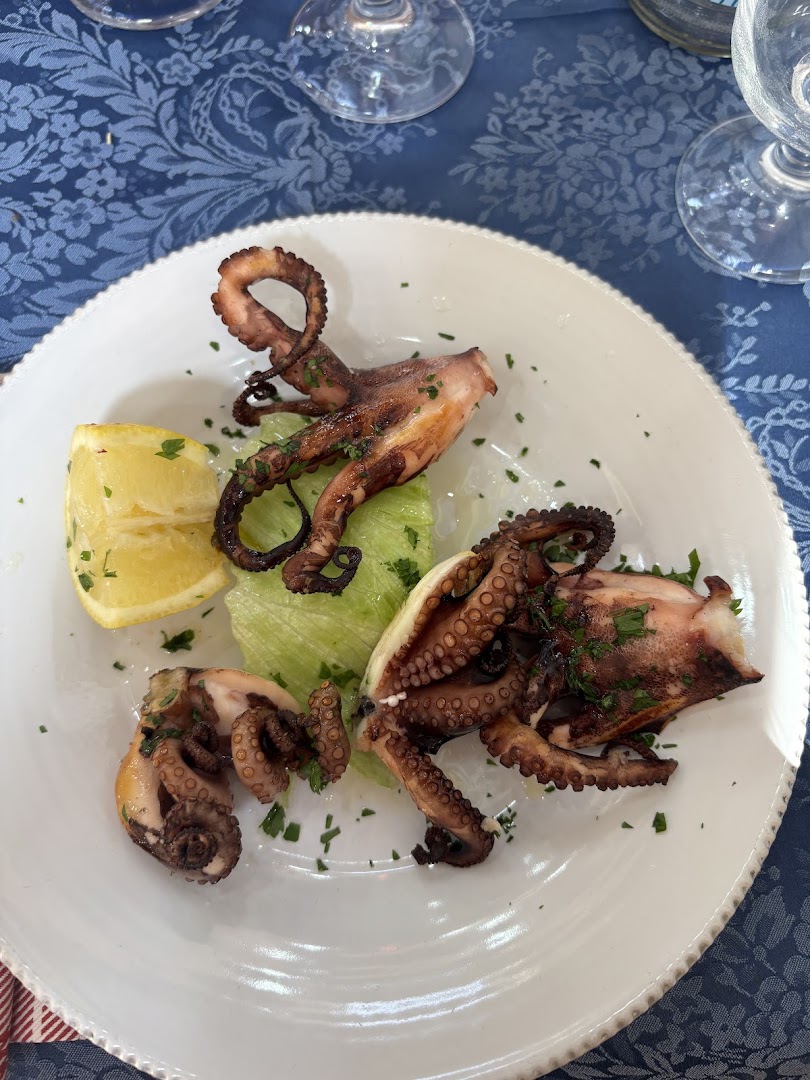 Cchiù Mange e Cchiù Iesse Pacce, Taranto