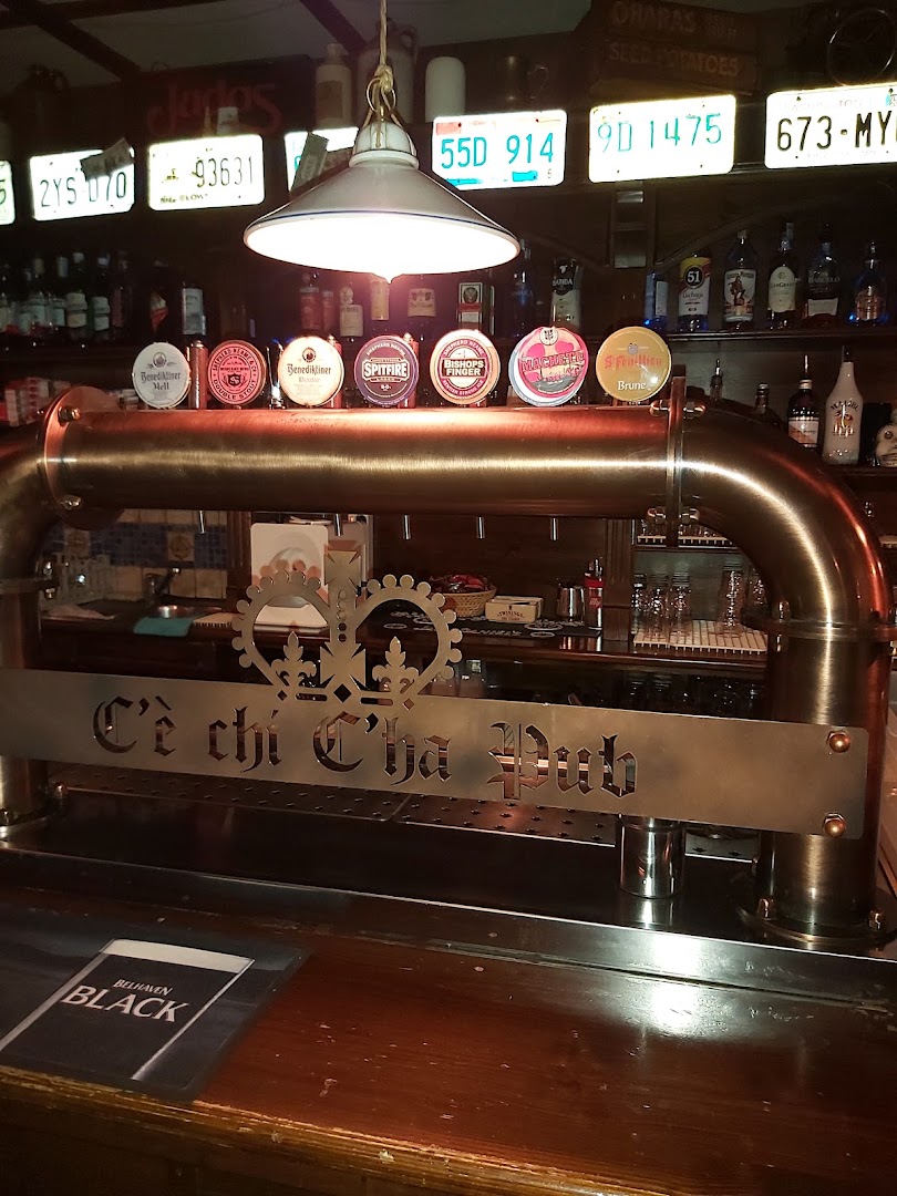 C'E' Chi C'Ha - Pub