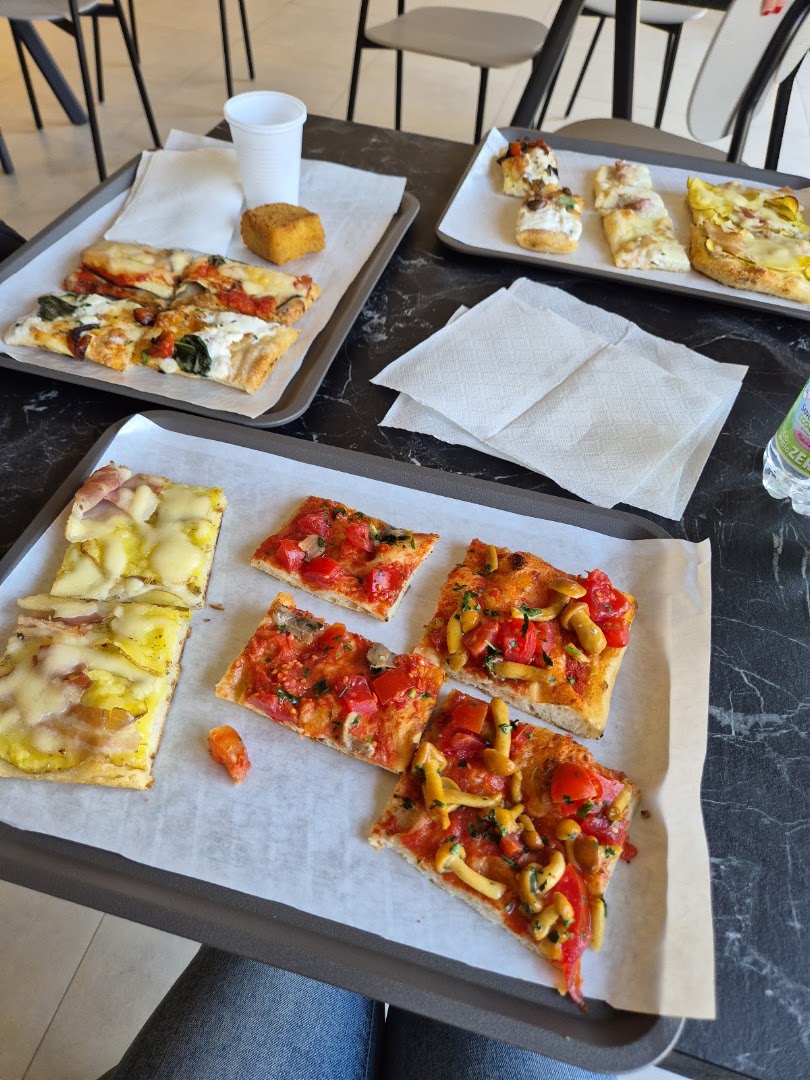 C'è pizza zio