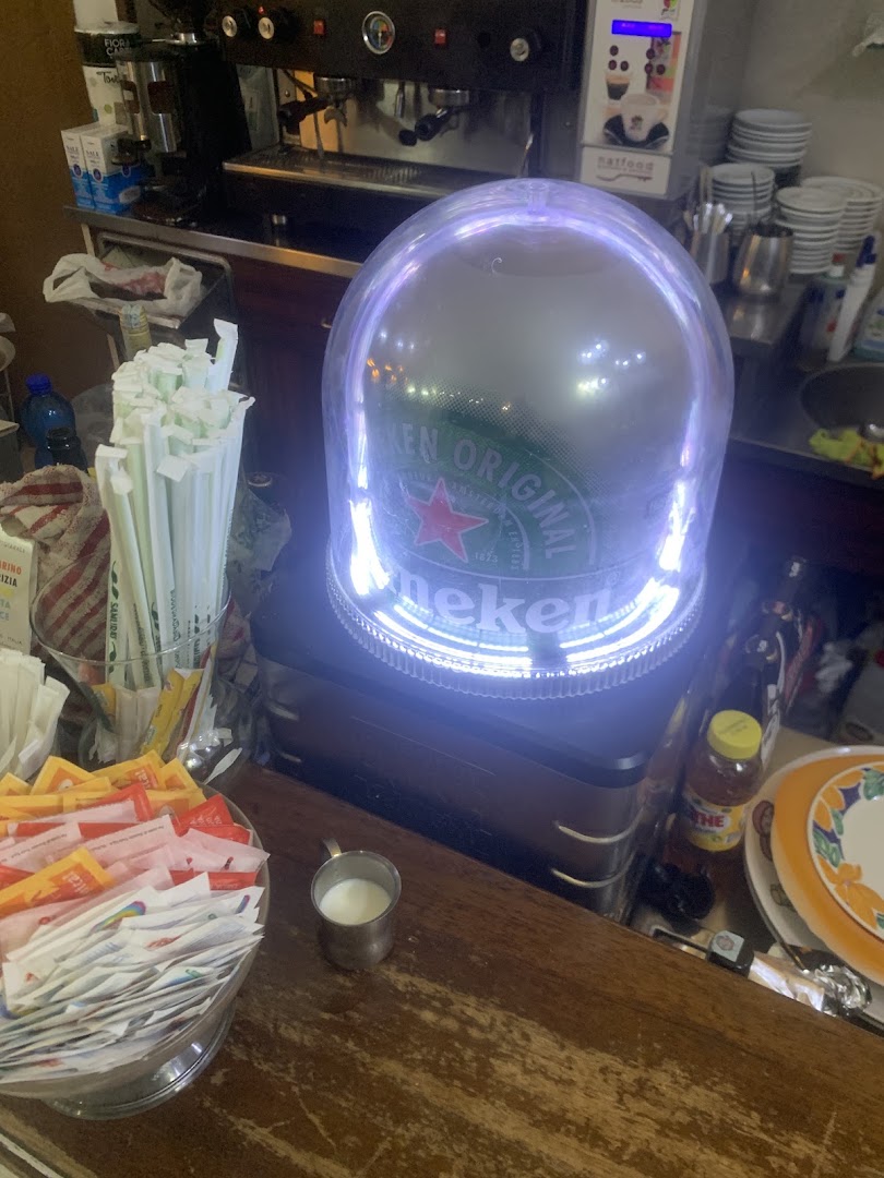Cecco's Bar, Brescia