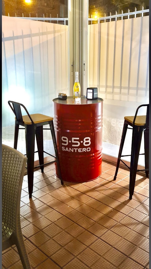 Center Bar