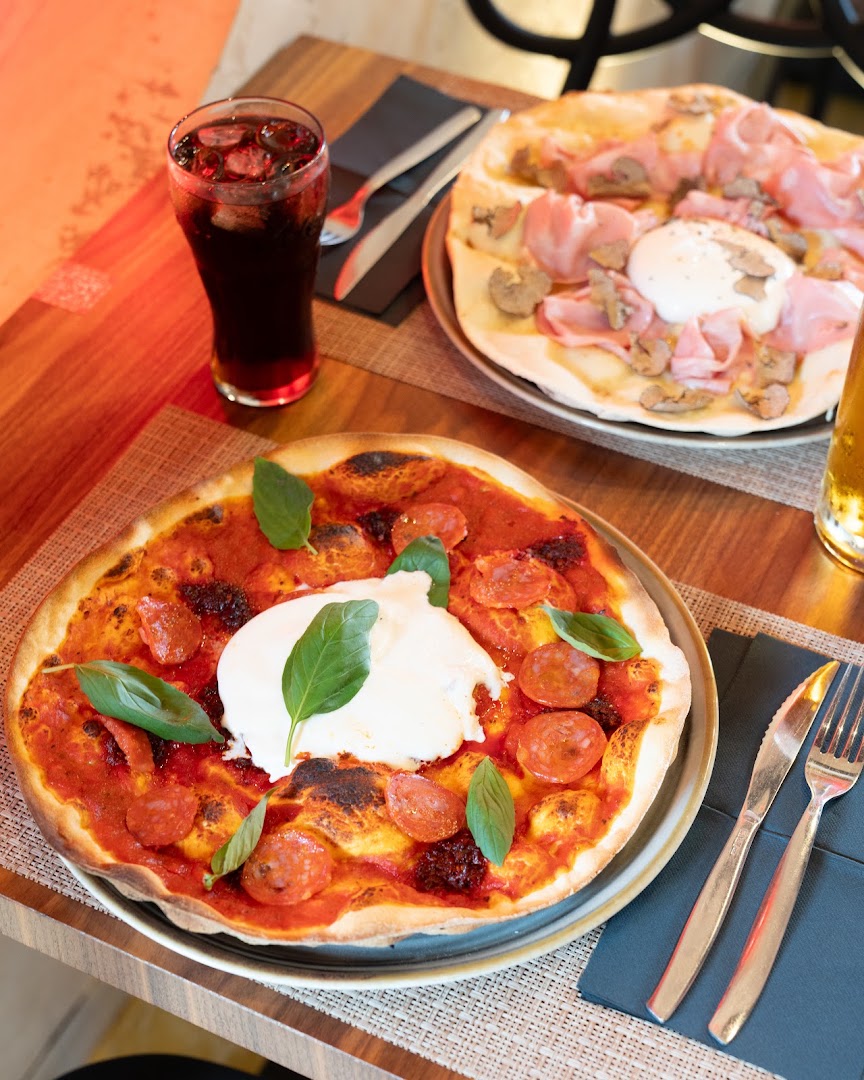 Centotre Art Pizza Bar