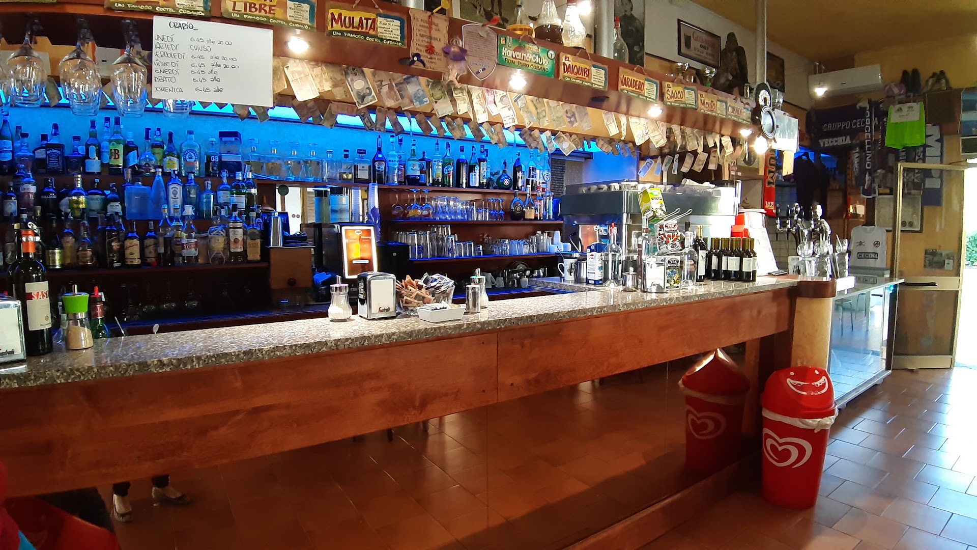 Central Bar