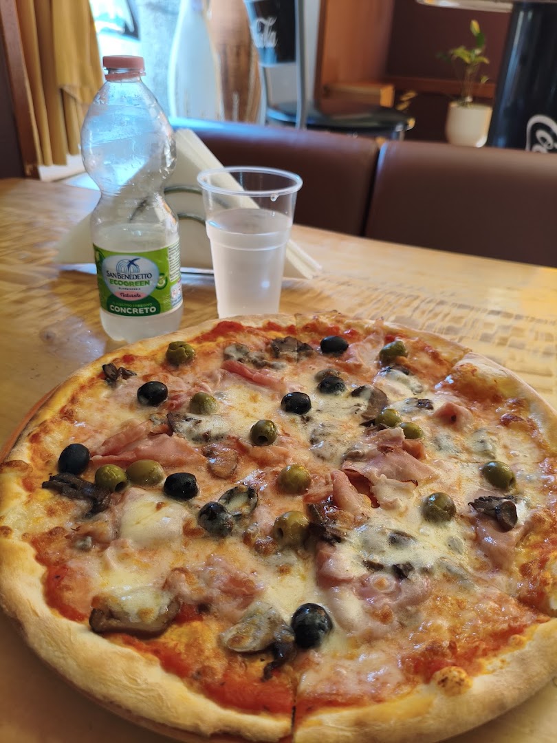 Central Park Pizzeria Piadineria