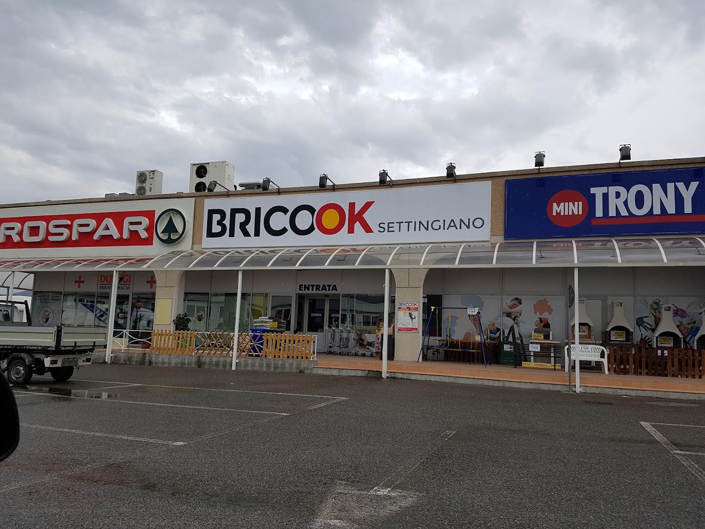 Centro Acquisti Valle Del Corace