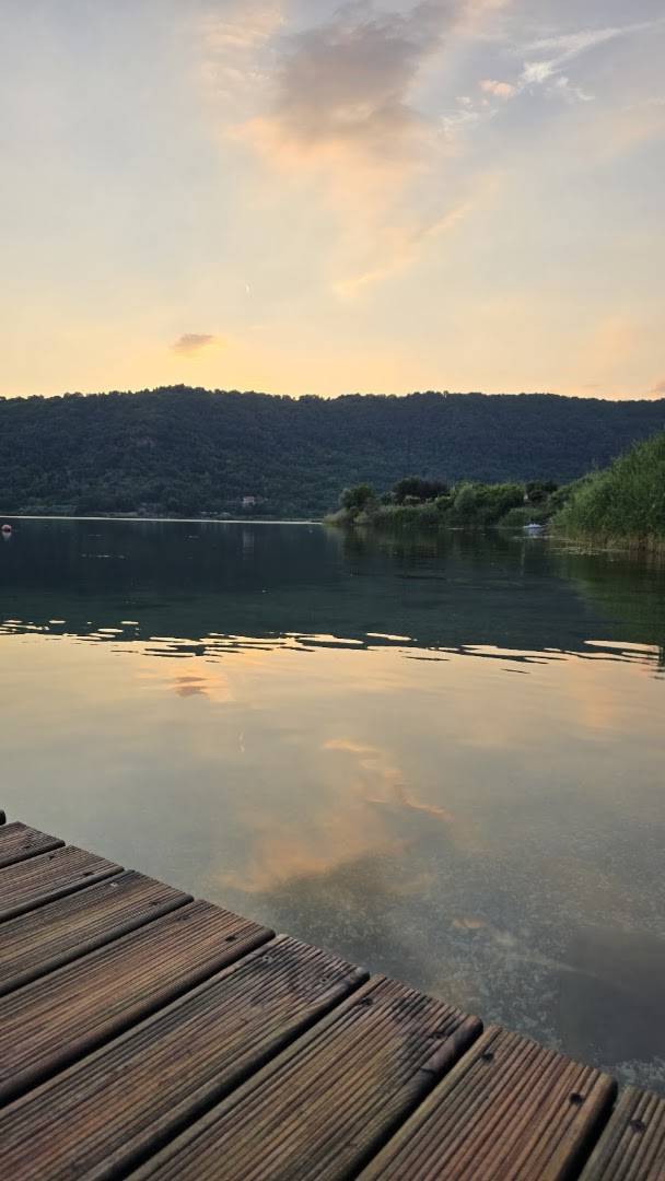 Centro Canoe Comunale Nemi - Matrix - Jheel Lounge & Chill