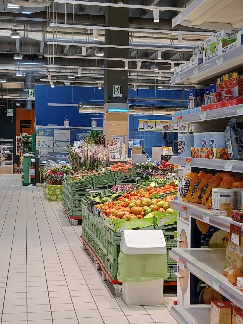 Centro Commerciale Ascoli Piceno Battente.