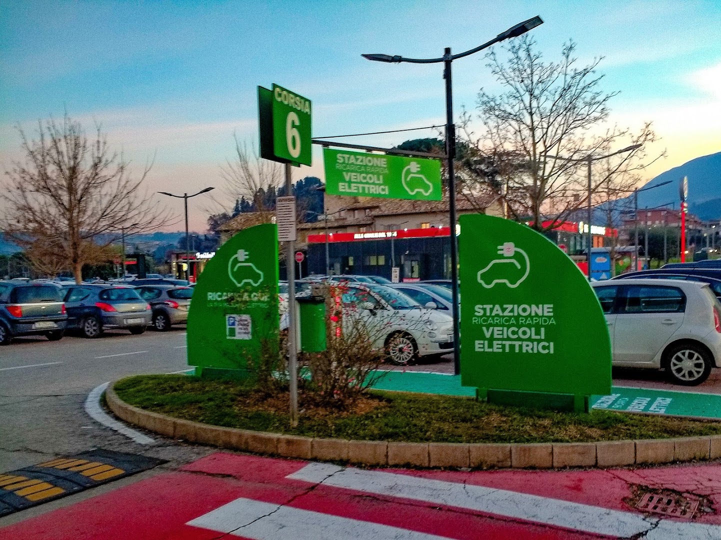 Centro Commerciale Ascoli Piceno Battente.