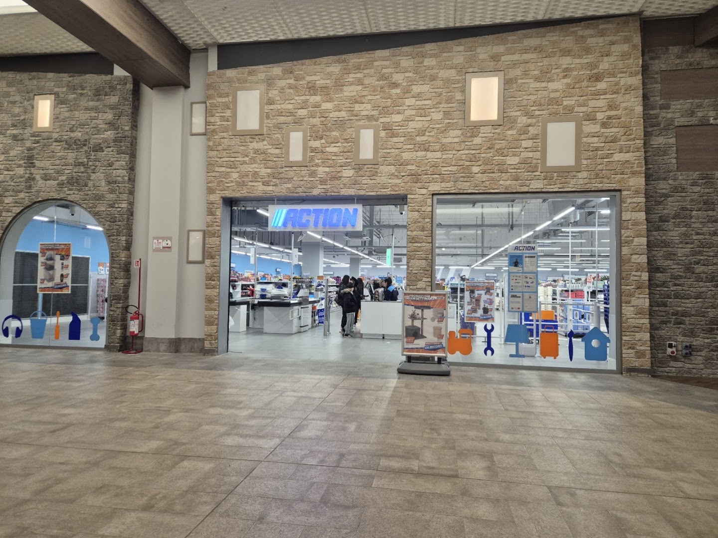 Centro Commerciale Borgo d'Abruzzo