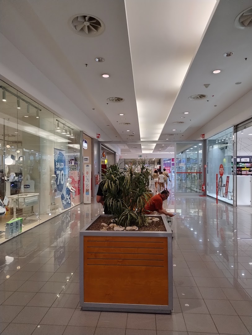 Centro Commerciale Globo Center