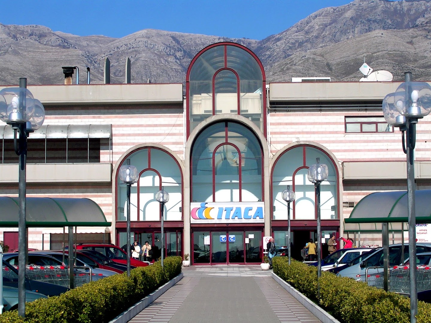 Centro Commerciale Itaca, Formia