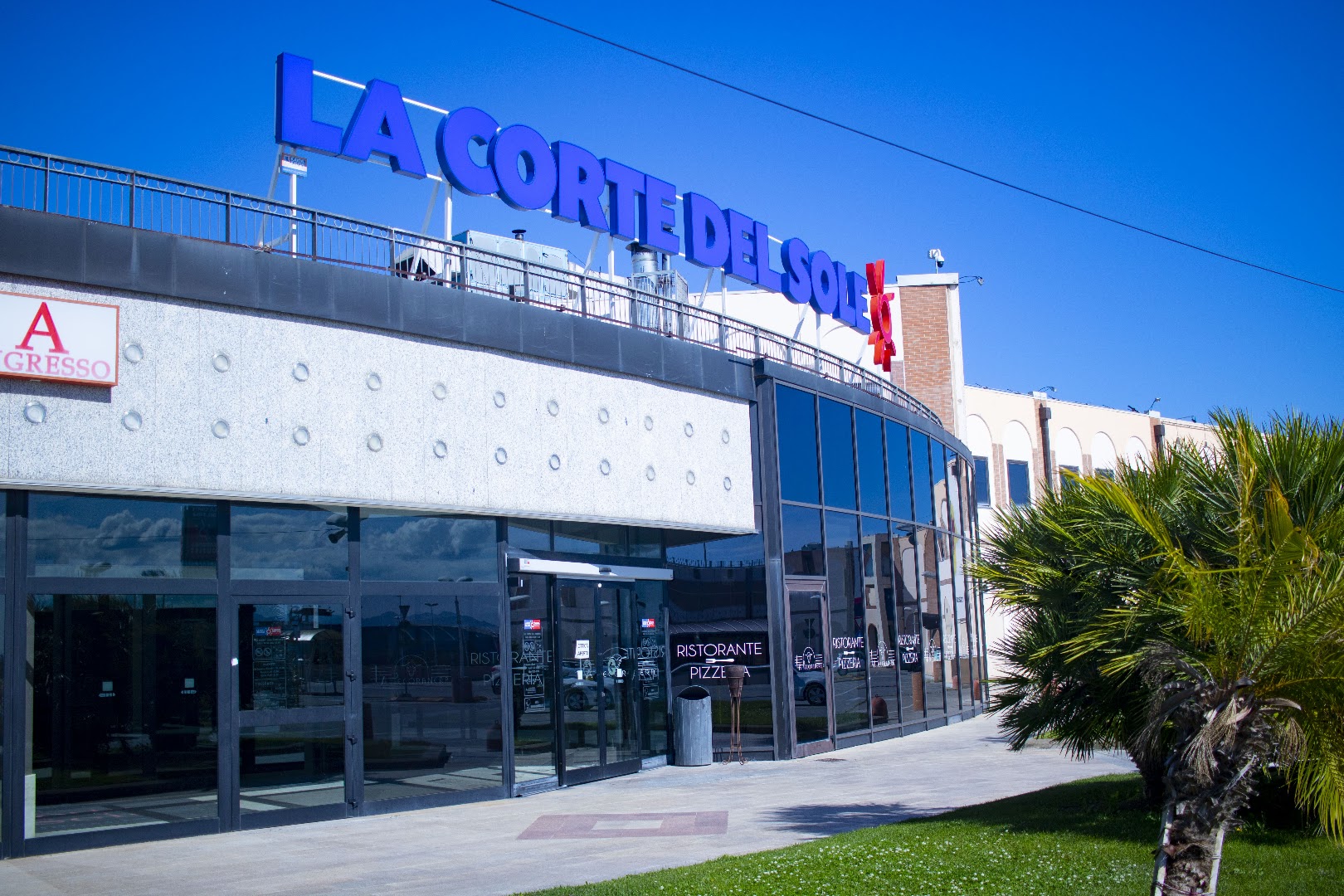 Centro Commerciale La Corte del Sole - Sardinia Outlet