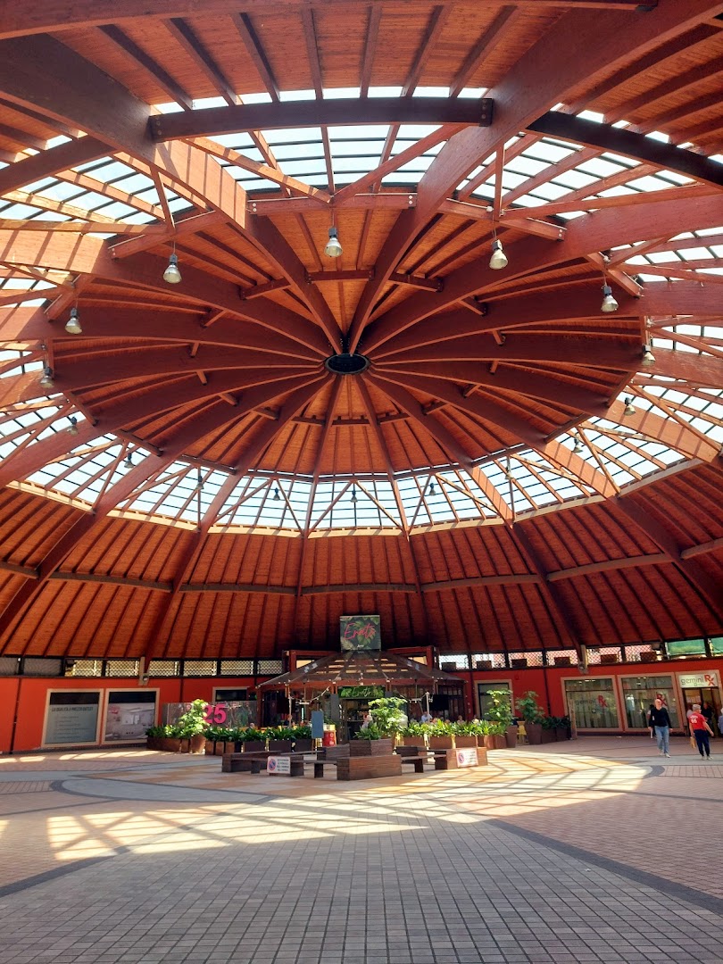 Centro Commerciale La Cupola, Travagliato