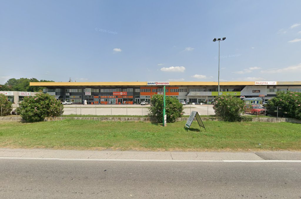 Centro Commerciale La Locomotiva, Campo San Martino