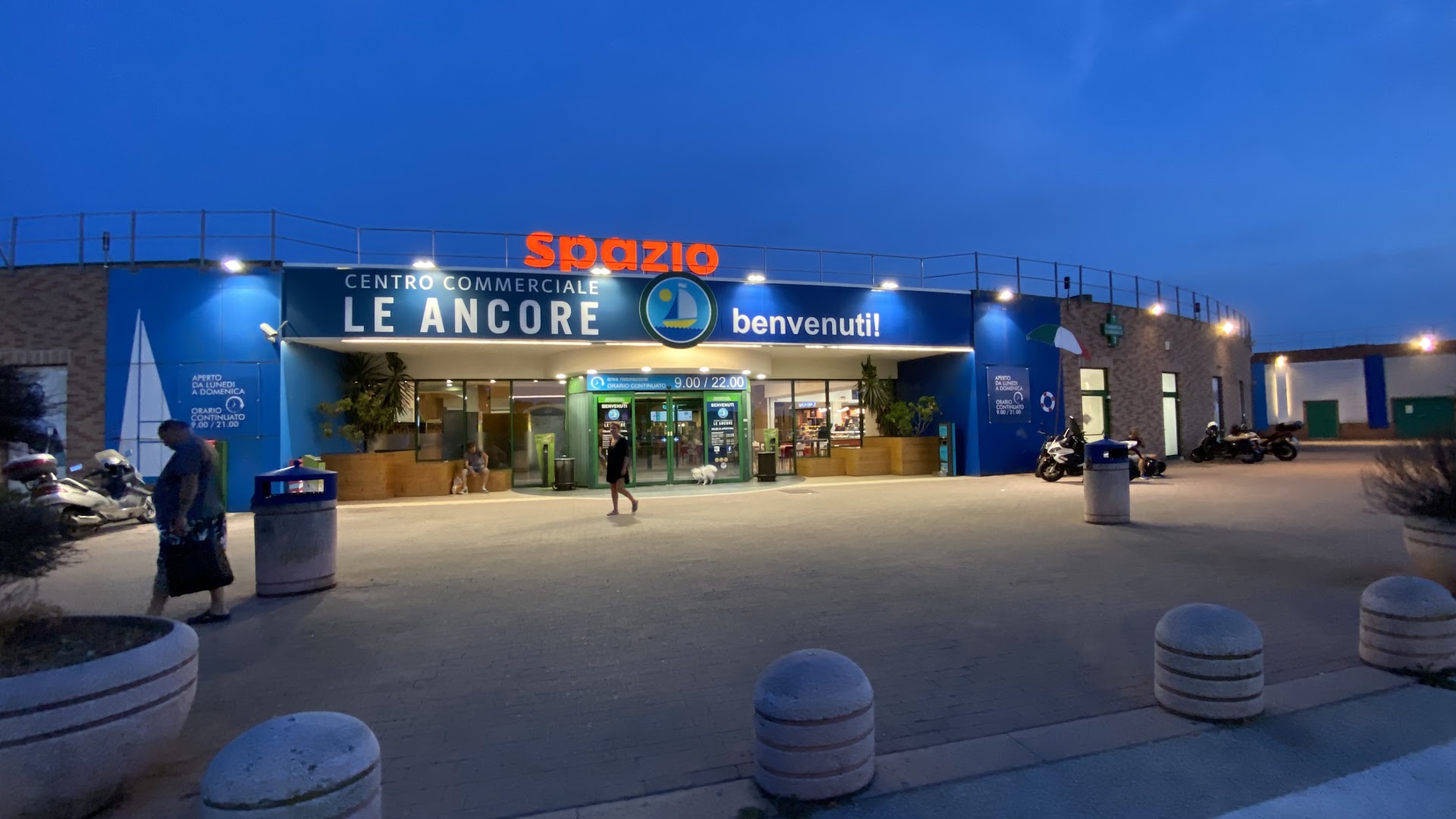 Centro Commerciale Le Ancore