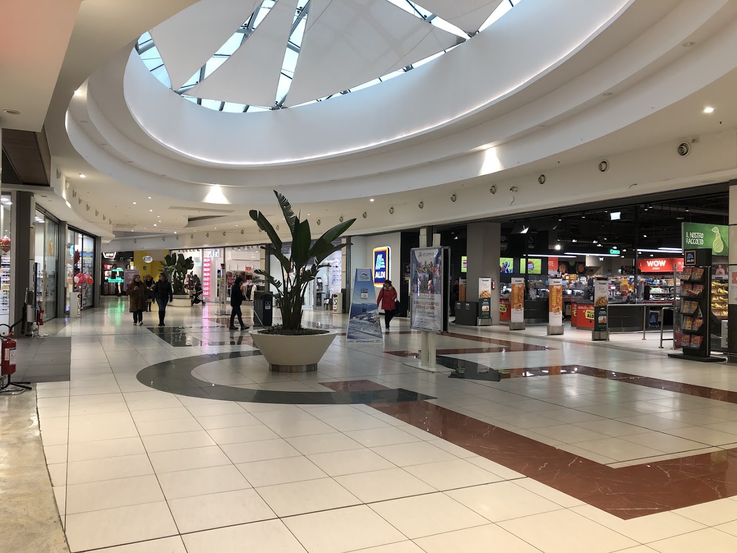 Centro Commerciale Le Cupole