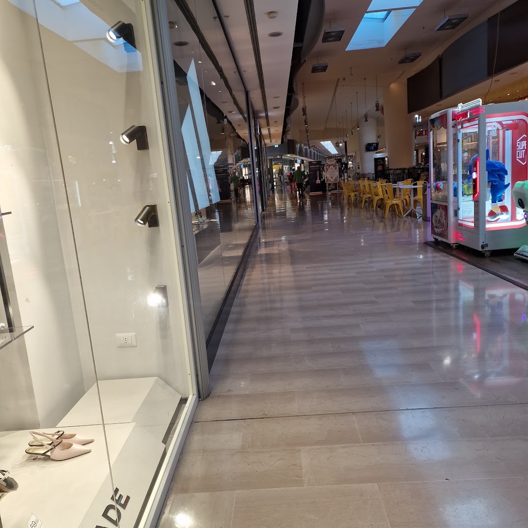 Centro Commerciale Mongolfiera Taranto