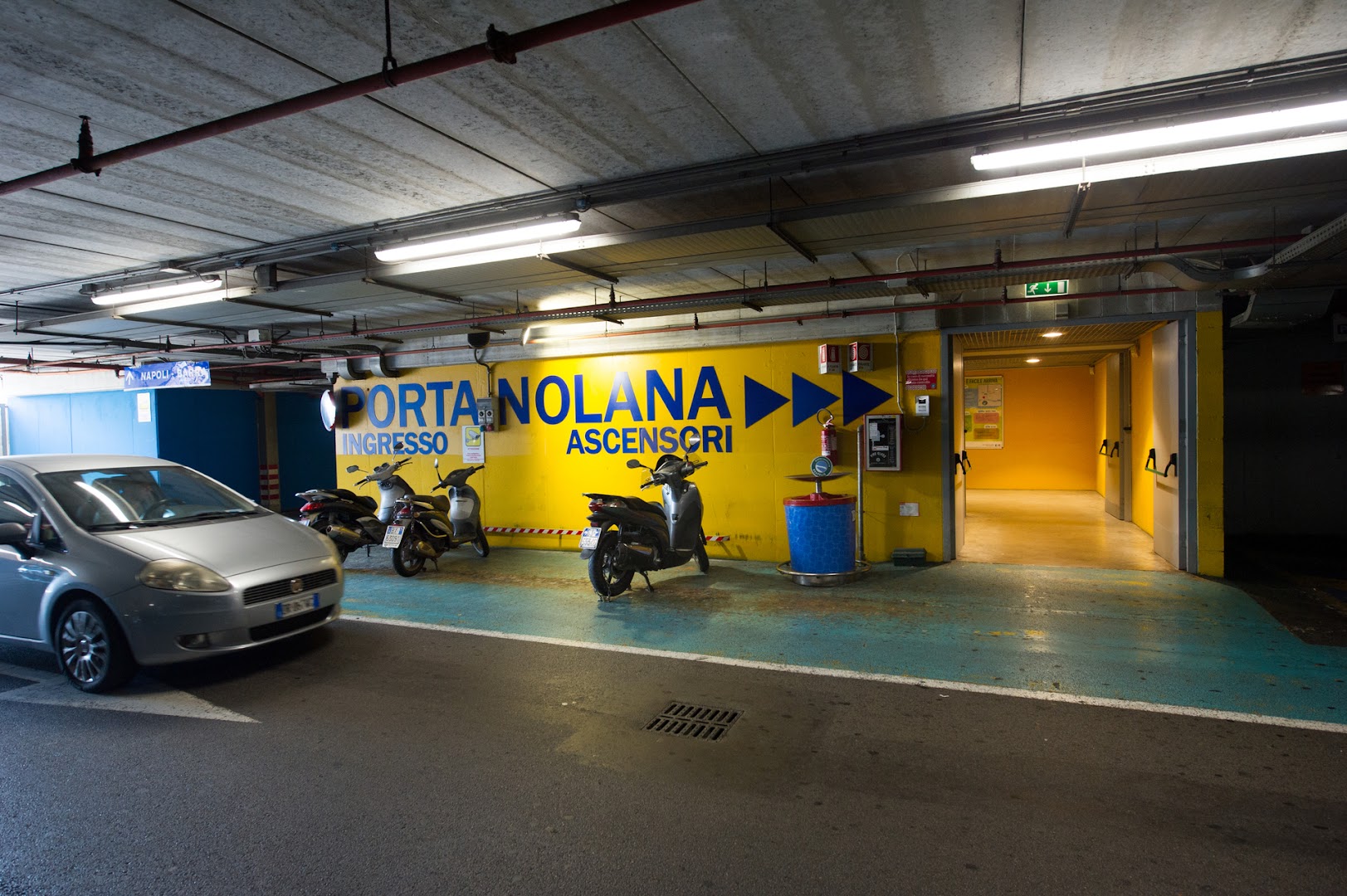 Centro Commerciale Neapolis