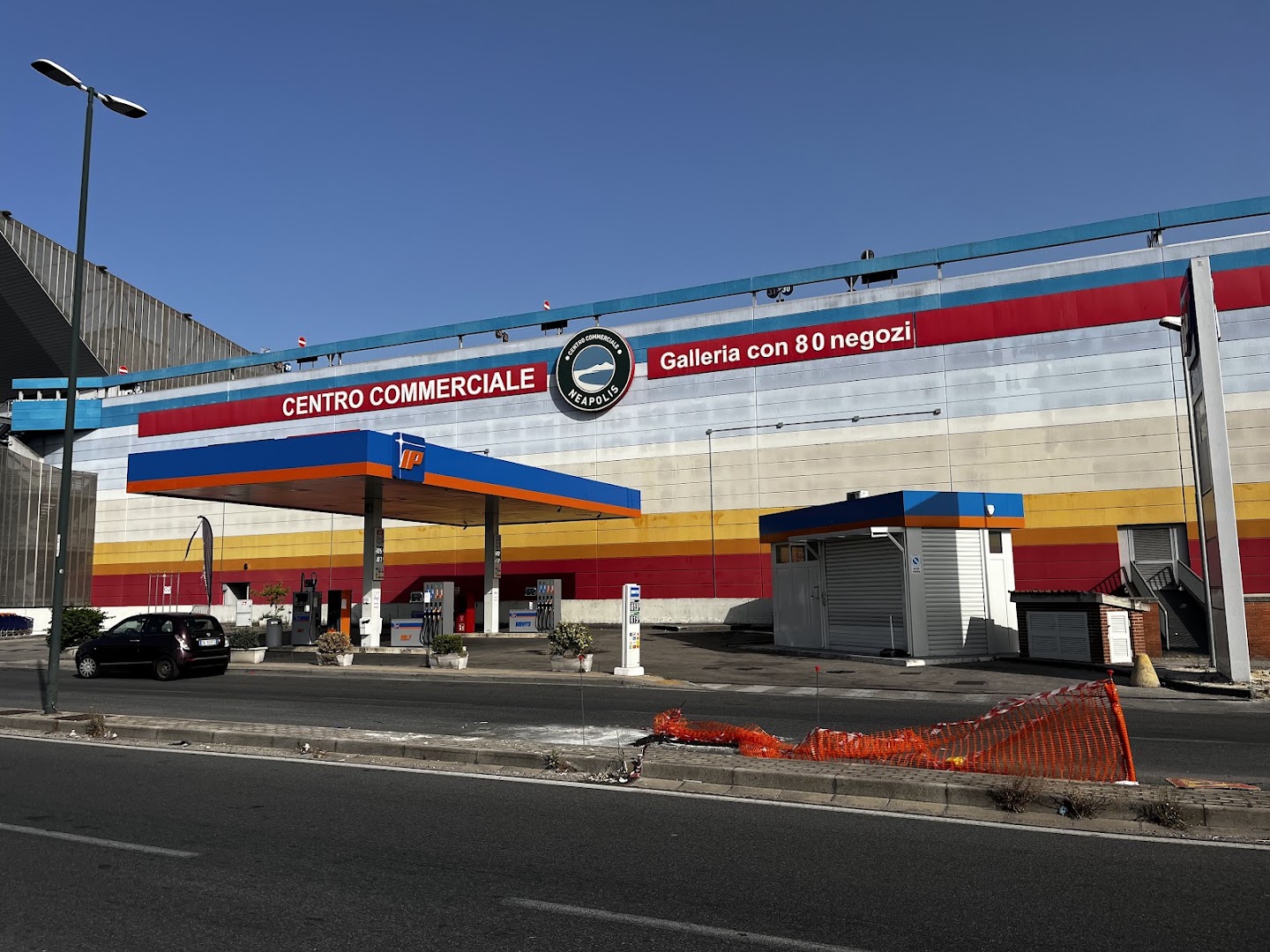 Centro Commerciale Neapolis, Napoli