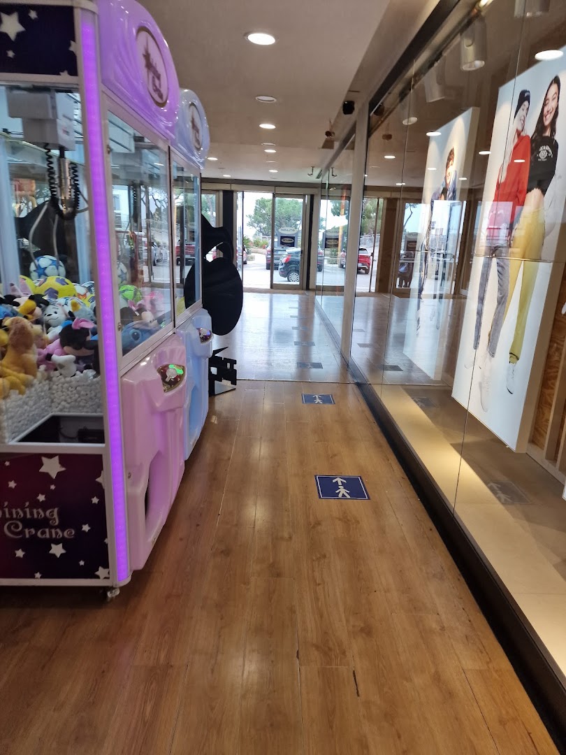 Centro Commerciale Orlandi, Formia