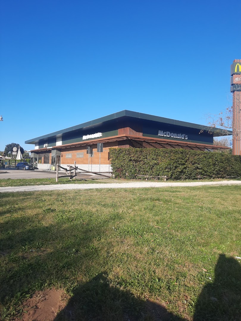 Centro commerciale Parchi della Colombo