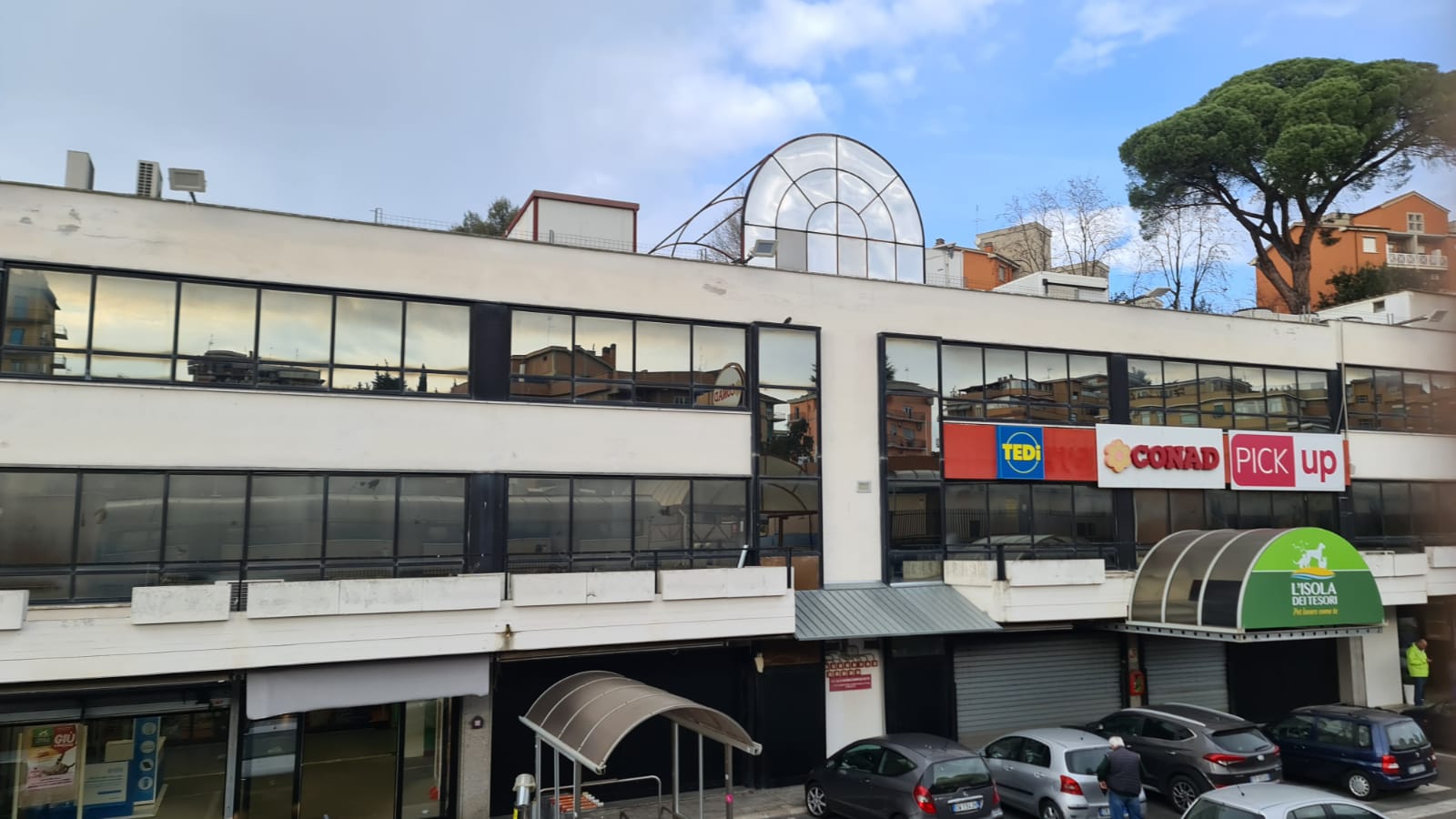 Centro Commerciale Pisana
