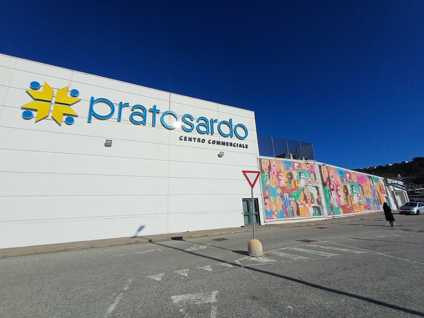 Centro commerciale Pratosardo