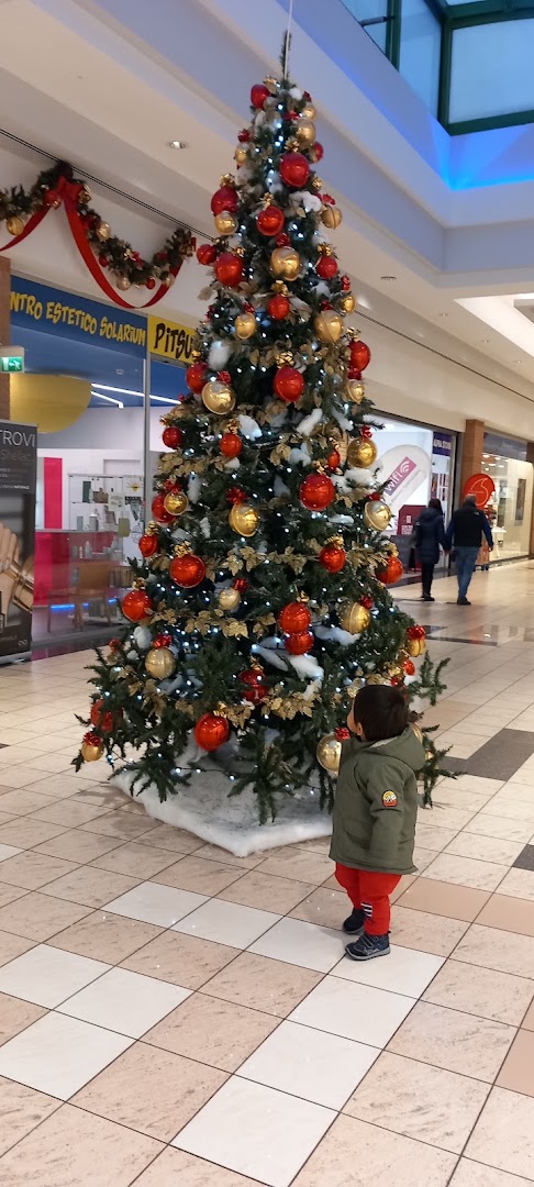 Centro Commerciale San Grato