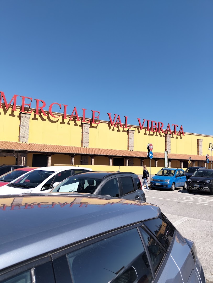 Centro Commerciale Val Vibrata