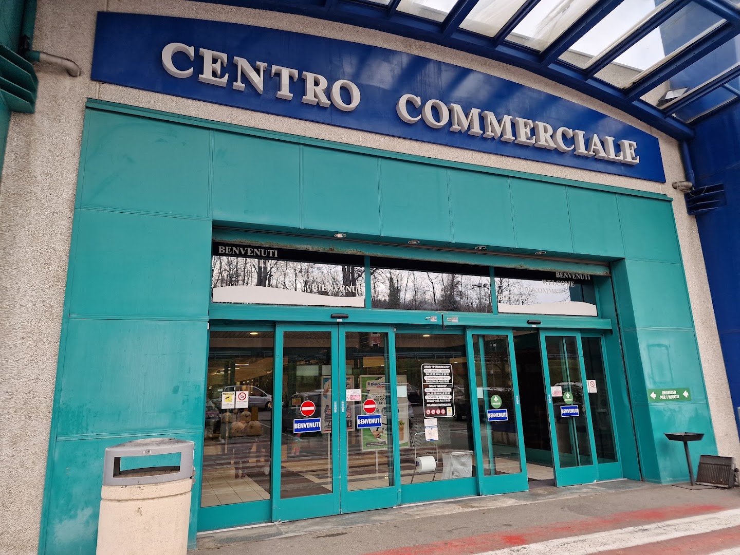 Centro Commerciale Varallo, Varallo Pombia