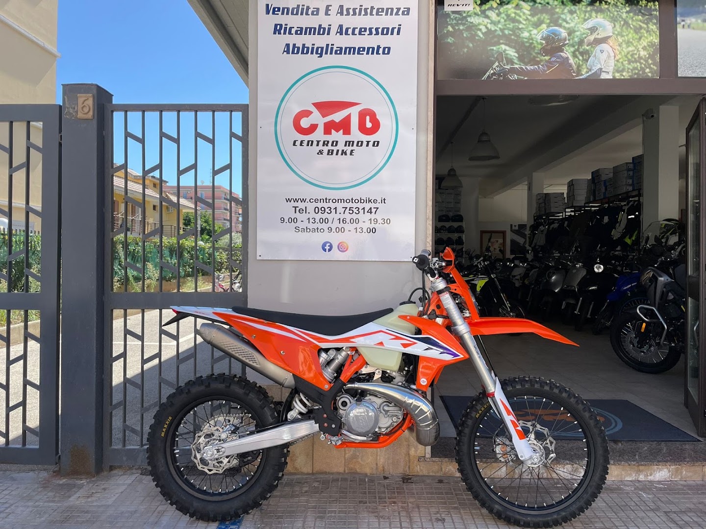 CentroMoto&Bike: Vendita e Service Moto-Bici Nuovo e Usato