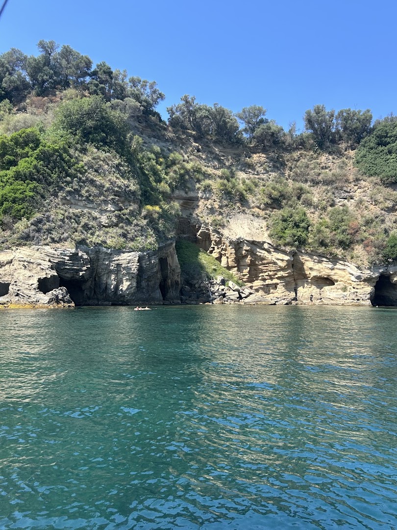 Cesare Procida - Giro Dell'Isola e Ormeggio, Noleggio con skipper, Procida