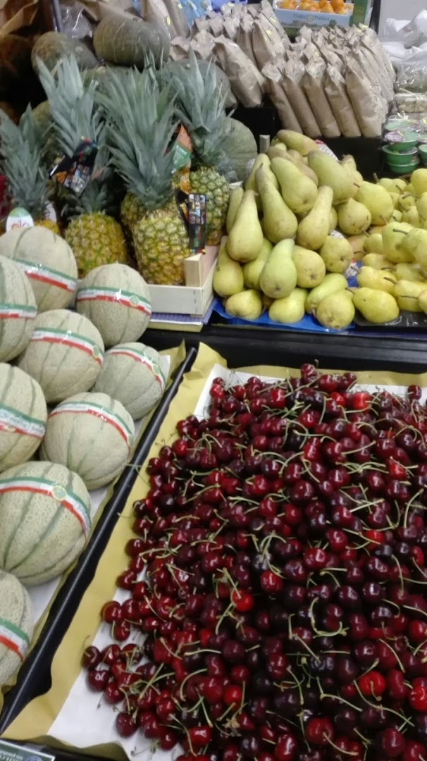 Cesare & Simonetta- Frutta, Verdura, Enoteca