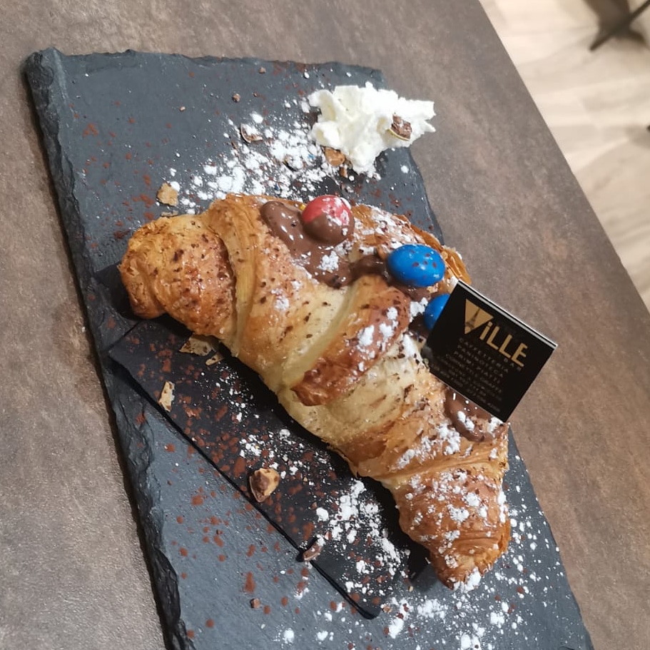 C'est La Ville Café