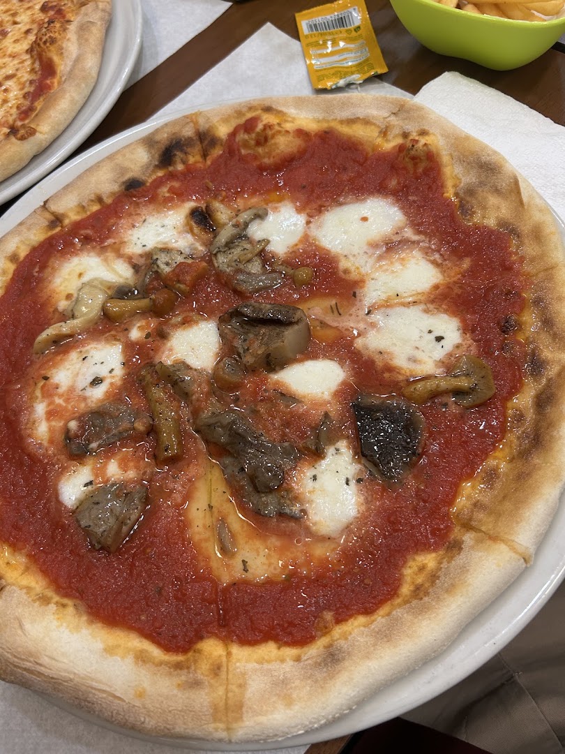Champion Pizza, Milano