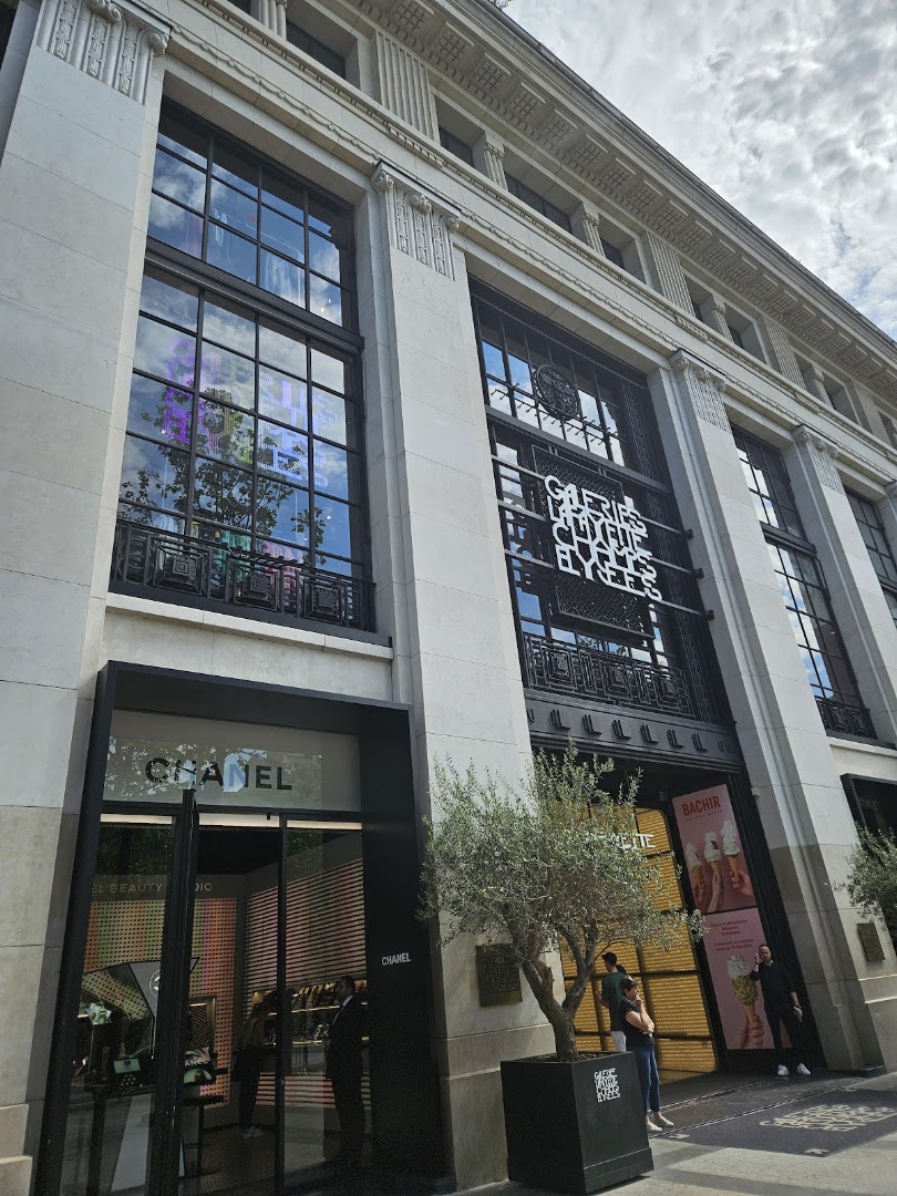 Champs Elisee