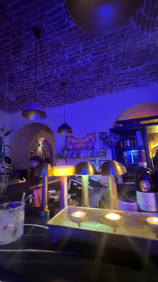 Change Pizzeria & Cocktail Bar