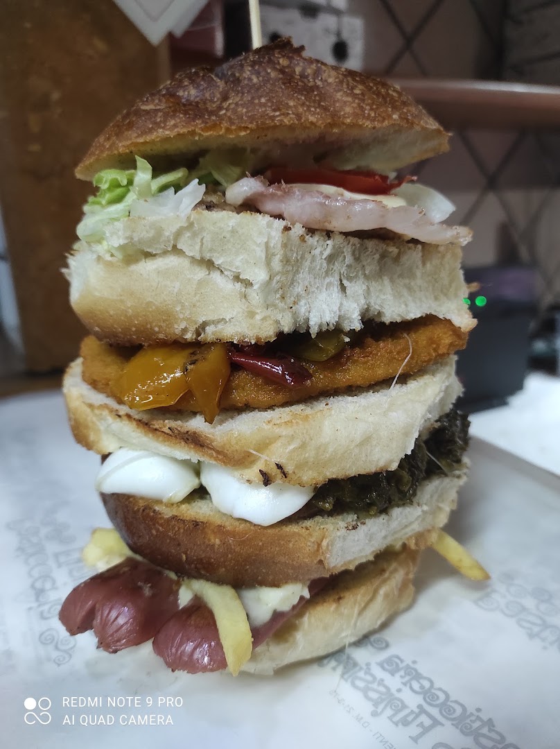 Charlie O" Pub Napoli