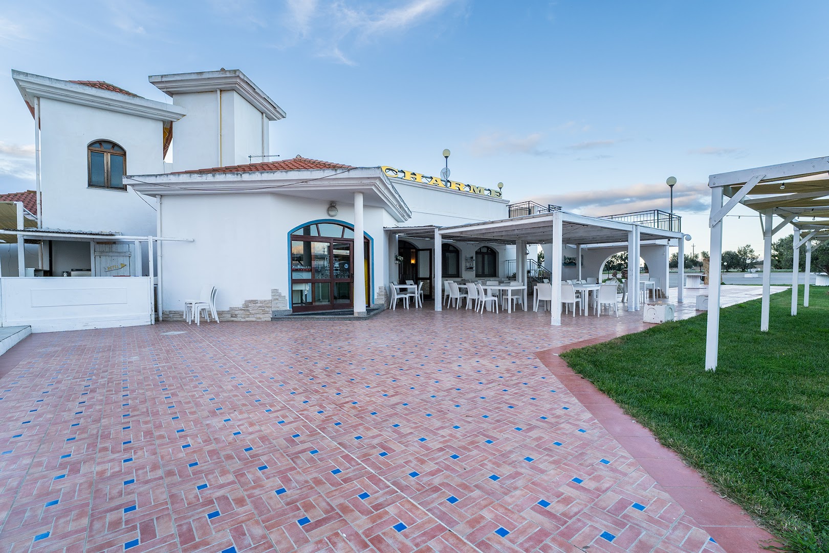 Charme Ristorante Pizzeria Hotel