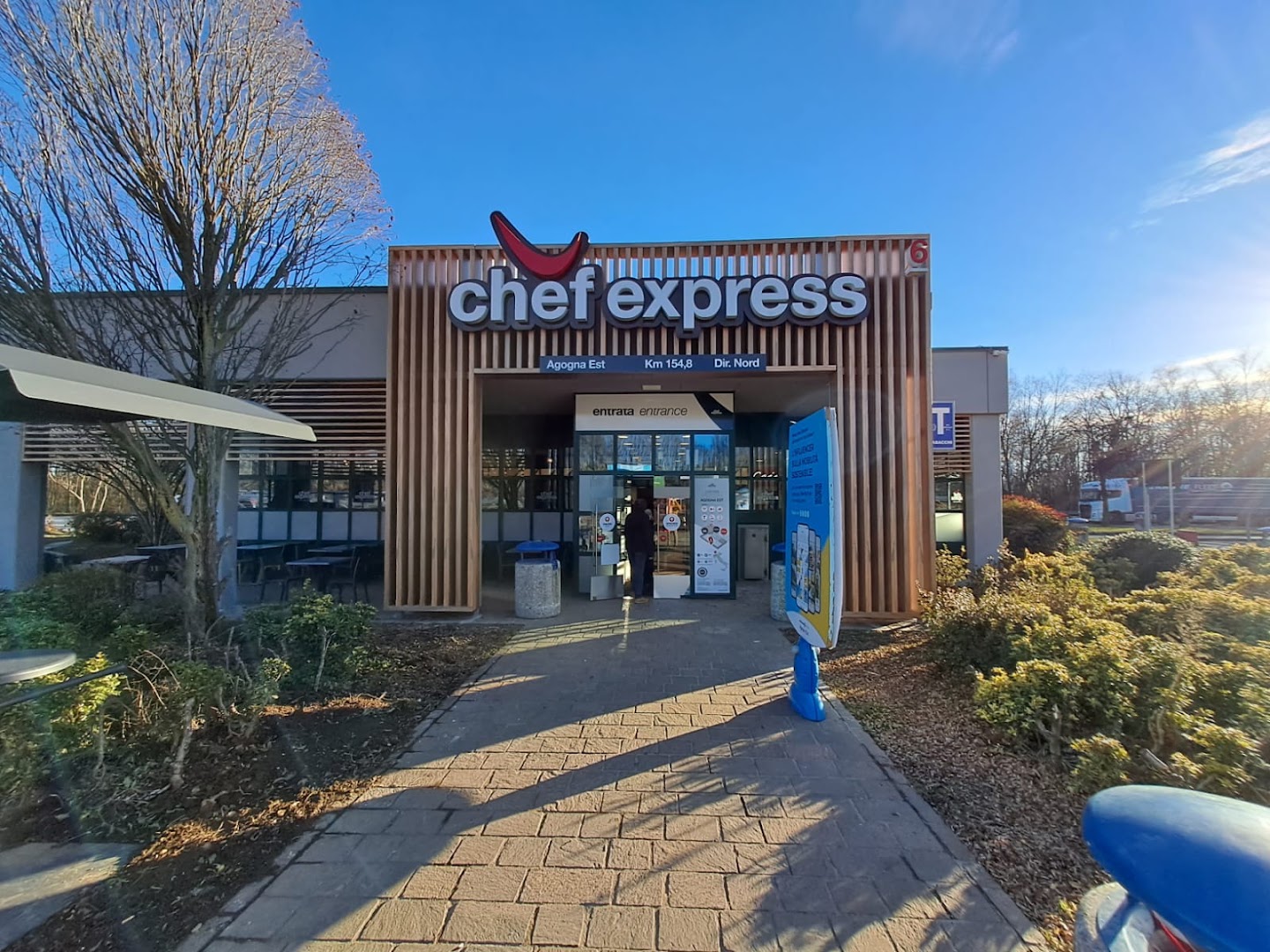 Chef Express - Agogna Est 6