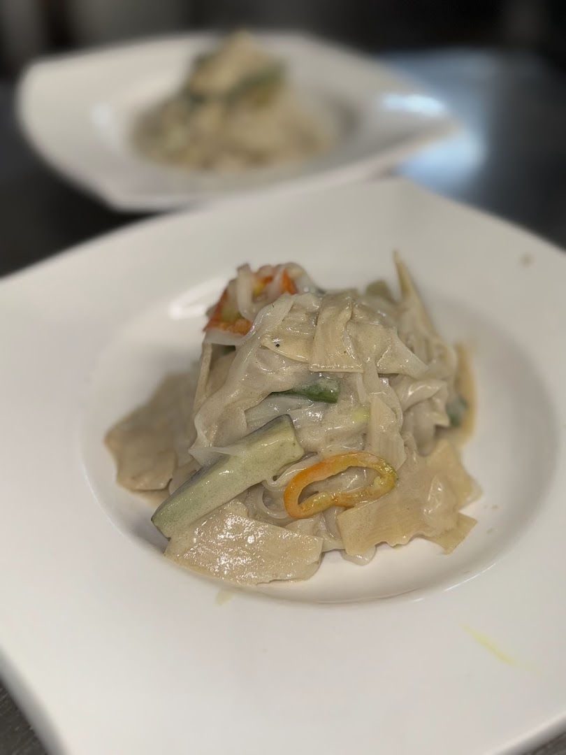 Chekiang Royal Thai