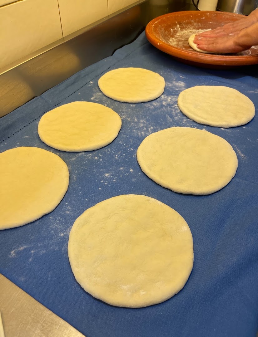 Cheli's Tacos (HALAL)