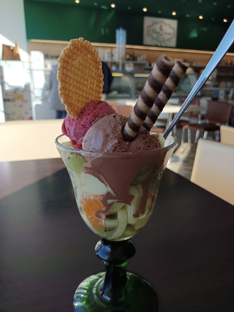 CHERRY&CREAM - Gelateria, Cioccolateria, Sala tè - Rag. Soc. Alfa Gelati di Fontana Alessio & C. S.N.C., Colmurano